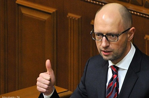 Яценюк закликав депутатів підтримати "безвізові закони" без політичних дискусій