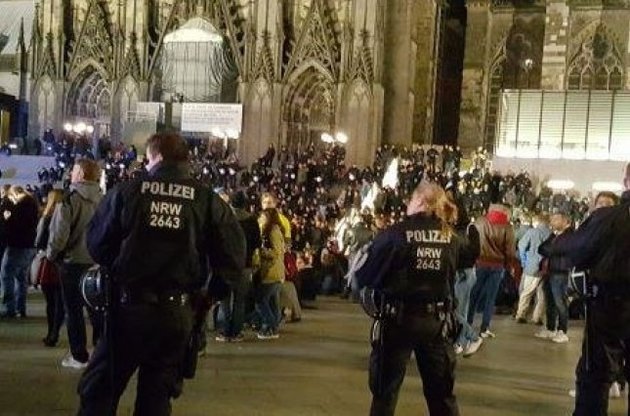 В Германии начался суд по делу о нападениях в новогоднюю ночь в Кельне, осужден первый подозреваемый