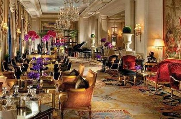 Отель Four Seasons Hotel George V