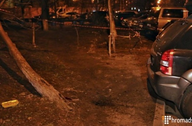 В автомобиль Парасюка бросили гранату