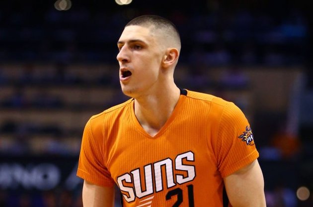 Жданов просит Леня помочь национальной команде