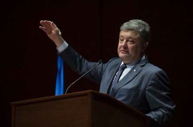 Порошенко прокомментировал идею депутатов разорвать дипломатические отношения с агрессором