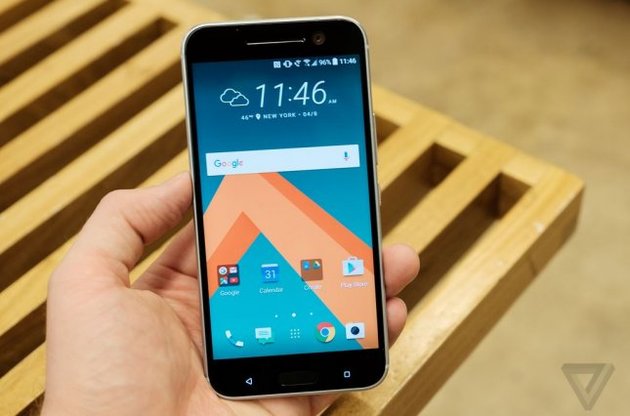 Діагональ пристрою склала 5,2 дюйма