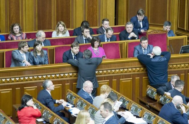 В БПП прогнозируют отставку Яценюка уже завтра с вероятностью 98%