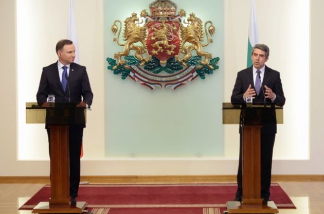 Президент Польщі вимагає від НАТО показати характер Росії