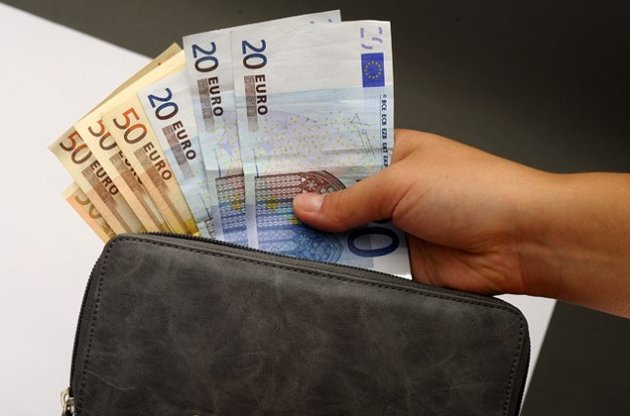 Евро обновил максимум к доллару с августа 2015 года