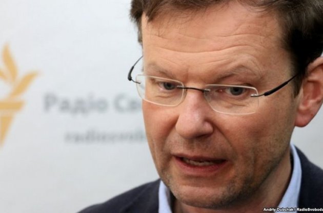 Олександр Боровик покинув держслужбу