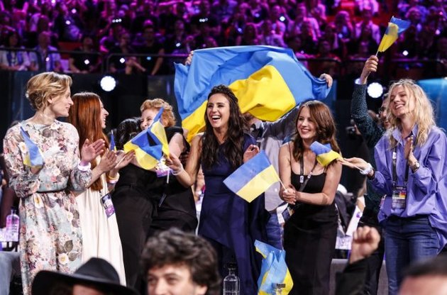 Представники українського спорту привітали Джамалу з перемогою на Євробаченні