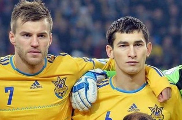 Ярмоленко и Степаненко пожали друг другу руки