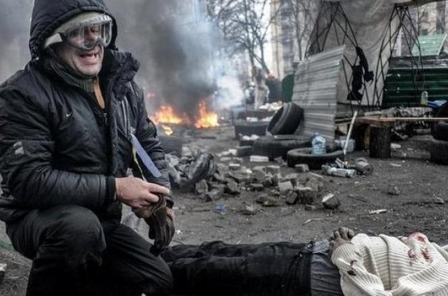 Кабмин выделил 29 млн гривень денежной помощи пострадавшим и семьям погибших на Майдане