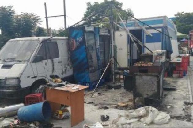 За попередніми даними, в одному з кіосків вибухнув газовий балон