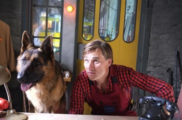 Фільм &quot;Лапа&quot; розповідає історію про собаку-рятівника і тренера