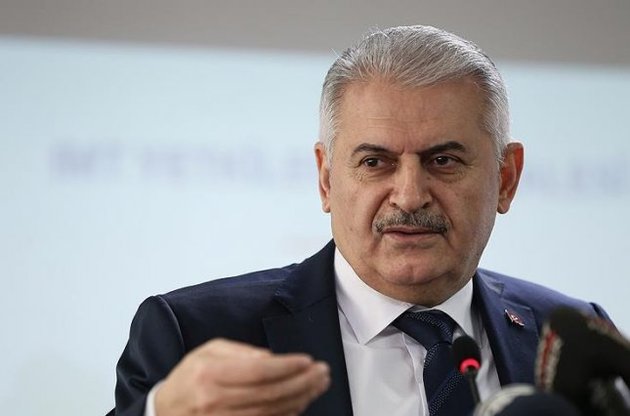 Премьер Турции исключил разрыв отношений с Германией из-за признания Бундестагом геноцида армян
