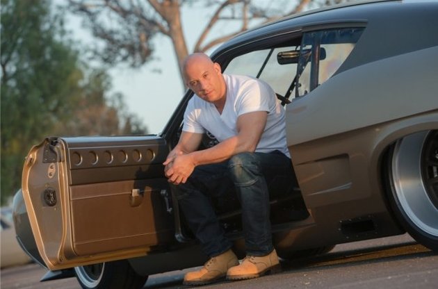 Очевидці виклали відео зі зйомок нового &quot;Форсажу&quot;