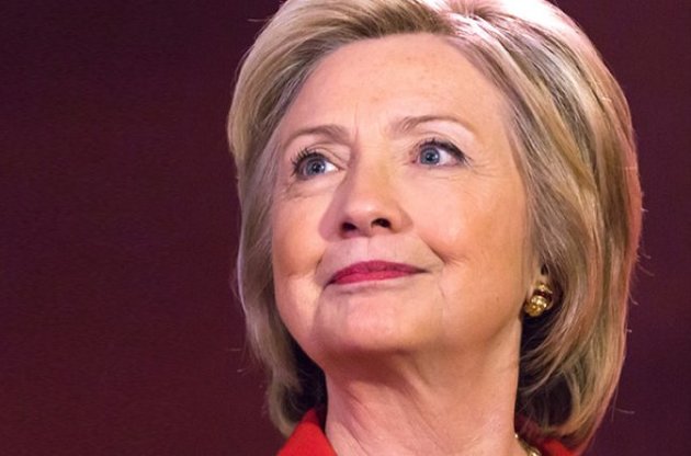 Клинтон заявила о своей победе в "демократической гонке"