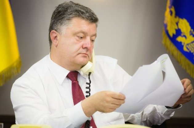 Порошенко провів телефонну розмову із Шульцем