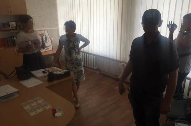 Главу сельсовета под Киевом задержали на взятке в 113 тысяч гривен