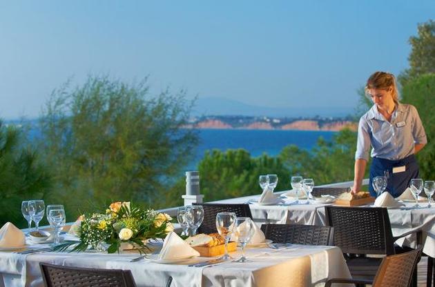 Курорты Греции летом 2016 года бьют рекорды посещаемости
