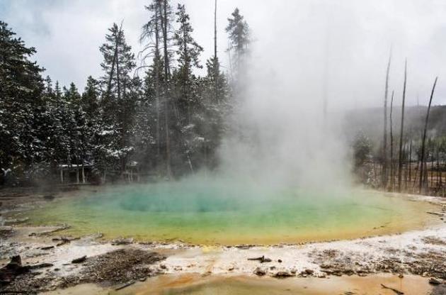 Мікроби мешкають в гарячих басейнах Йєллоустона