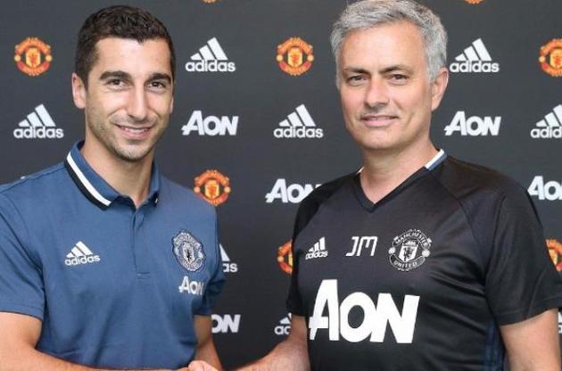 Мхитарян надел форму МЮ