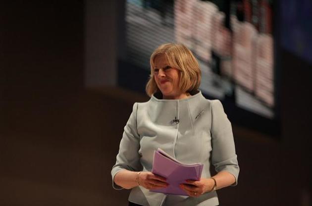 Мэй оказалась в такой же ситуации, как Гордон Браун после отставки Тони Блэра.