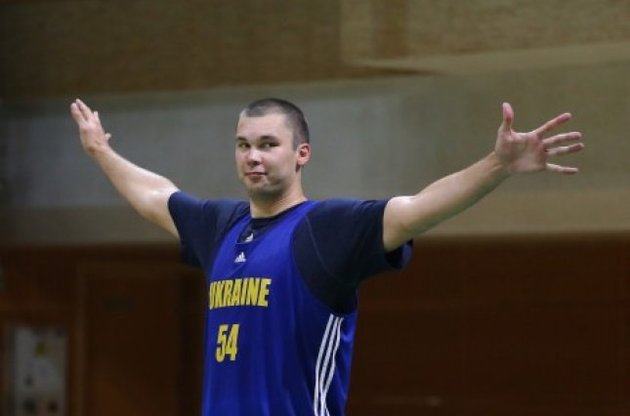 Капитан баскетбольной сборной Украины Фесенко раскритиковал ФБУ
