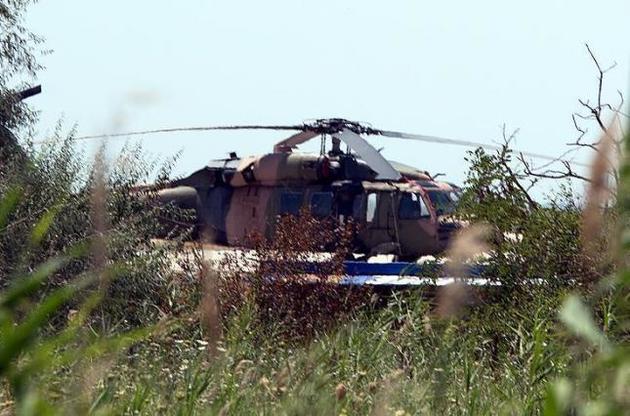 Греция вернула Турции вертолет бежавших мятежников