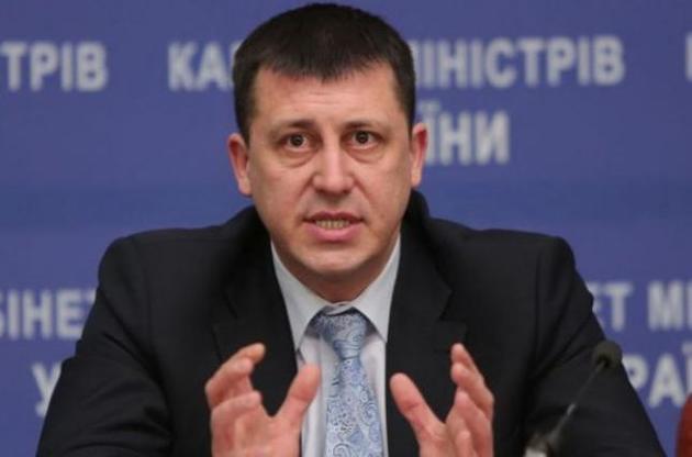 Пойманного на взятке главсанврача Украины уволили с должности
