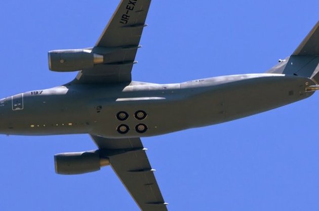 В самолетах &quot;Антонова&quot; поставят канадское оборудование