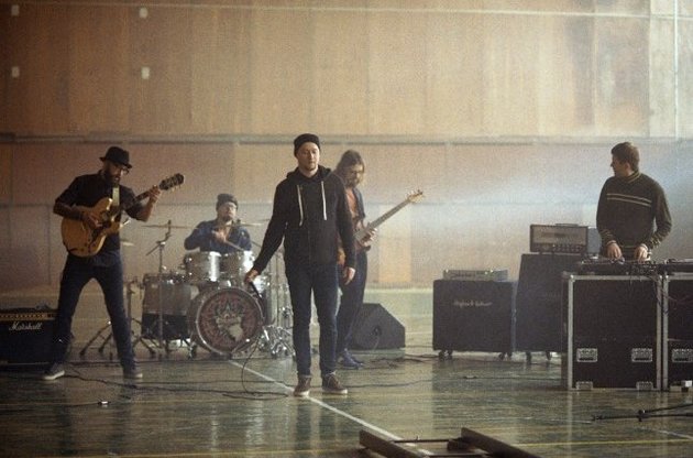 Группа "Бумбокс" представила клип на песню "Рок-н-ролл"