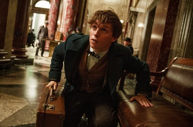 Головну роль у фільмі виконав Едді Редмейн