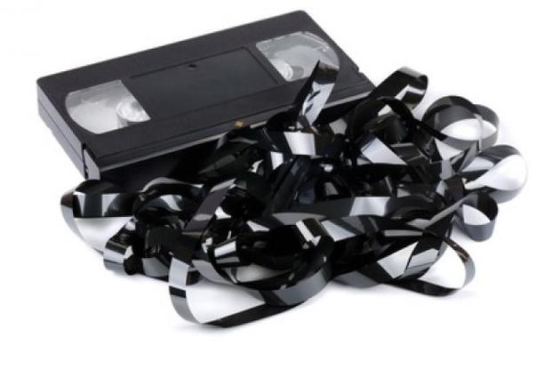 В Японии  до сих пор производили видеомагнитофоны