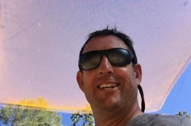 Айкінс приземлився на сітку