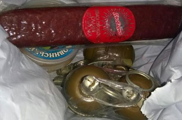 Гранаты ехали вместе с колбасой