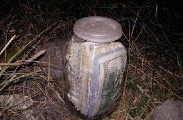 Чаусу предложат отдать свою банку в качестве залога