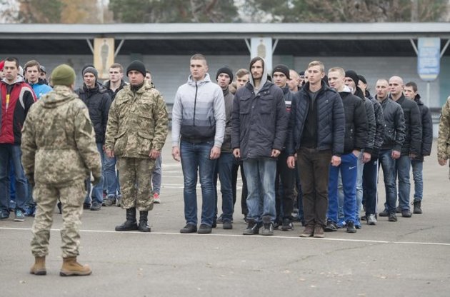 В октябре в Украине стартует осенний призыв в армию