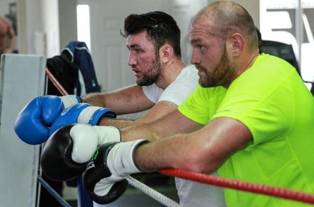Брати Ф'юрі підозрюються у вживанні допінгу