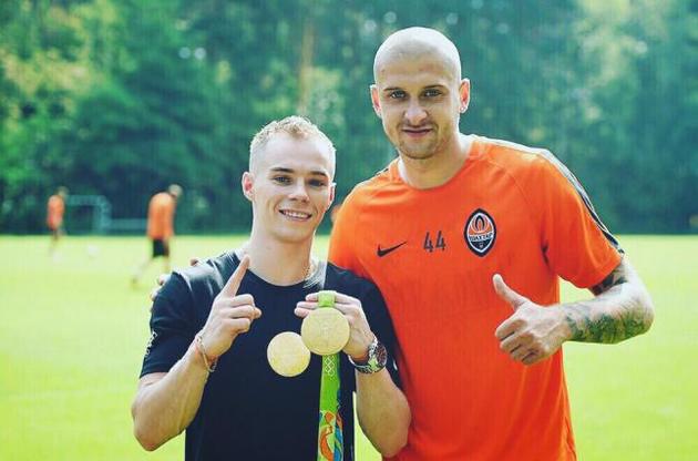Олімпійський чемпіон Верняєв відвідав тренування "Шахтаря"