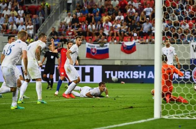 Англичане обыграли Словакию благодаря голу Лалланы