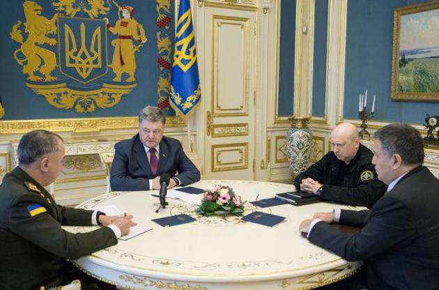 Порошенко против инициативы сжечь телеканал "Интер". Но что-то с ним надо делать