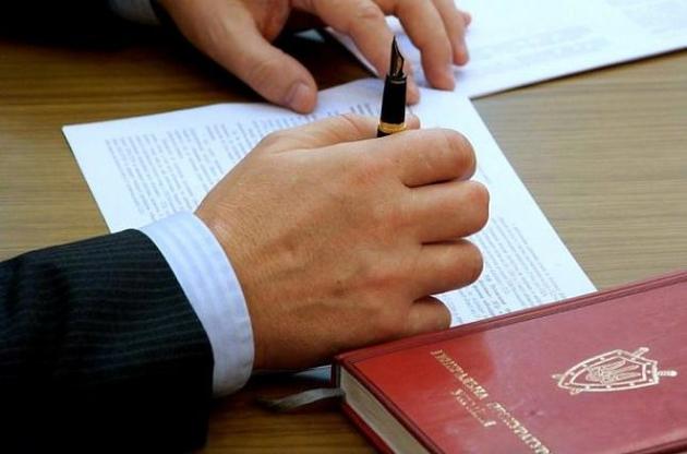 Заступника прокурора затримали під час вимагання хабара