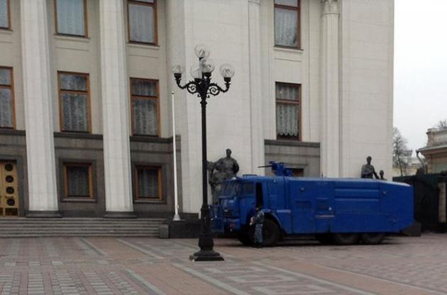 Владі знову знадобилися водомети. Терміново
