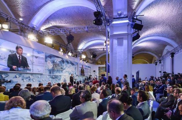 Стало известно, кто является главным врагом Порошенко