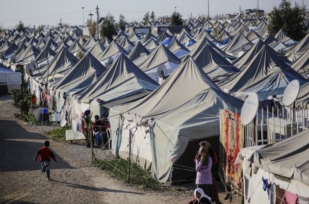 ЕС ежемесячно будет выплачивать сирийским беженцам в Турции по 30 евро