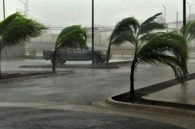 Від урагану "Метью" в Домінікані і Гаїті загинули 26 людей