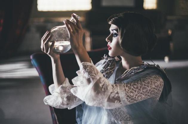 Представлений кліп на пісню Rain