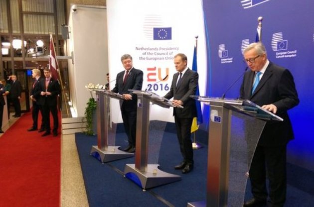 Встречу Порошенко с руководителями ЕС в Брюсселе отменили из-за нормандского ужина в Берлине