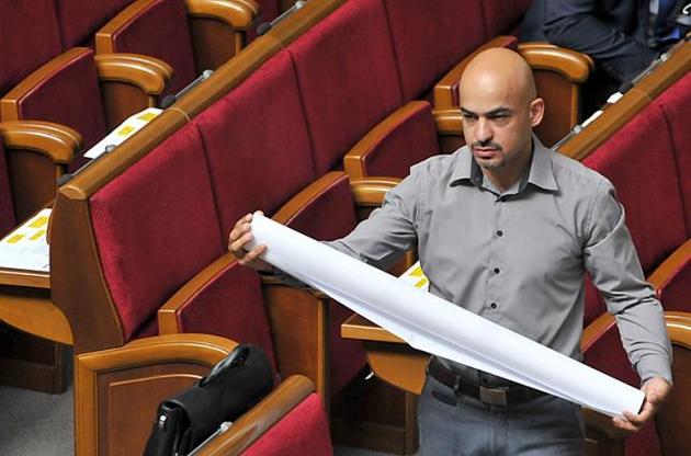 Найем в е-декларации указал зарплату депутата и 53 тысячи гривень от фонда Пинчука