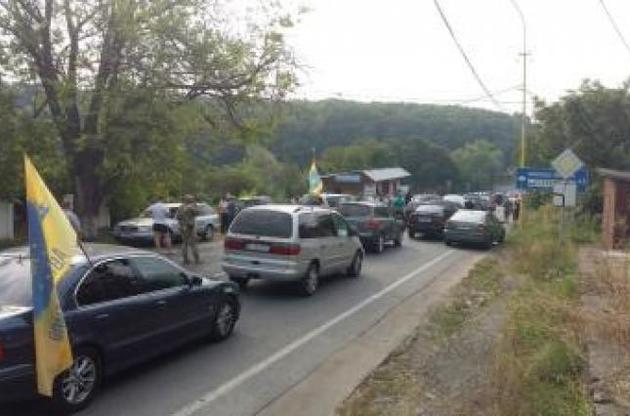 На границе со Словакией автомобилисты заблокировали КПП "Ужгород"