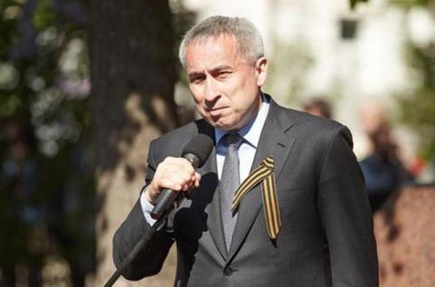 Депутатську групу колишніх регіоналів поповнив "золотий батон"